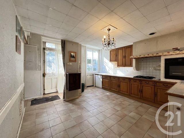 maison à vendre - 6 pièces - 146.9 m2 - LES AVENIERES VEYRINS THUELLIN - 38 - RHONE-ALPES - Century 21 Arlaud Transaction