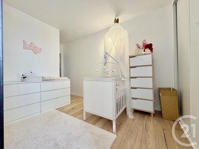 Appartement T4 à vendre - 4 pièces - 74.35 m2 - LA TOUR DU PIN - 38 - RHONE-ALPES - Century 21 Arlaud Transaction