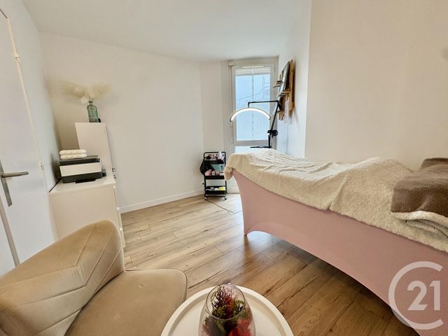 Appartement T4 à vendre - 4 pièces - 74.35 m2 - LA TOUR DU PIN - 38 - RHONE-ALPES - Century 21 Arlaud Transaction