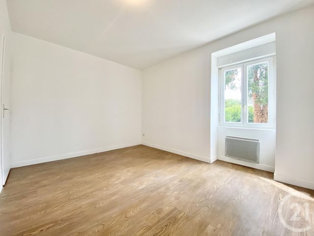 Appartement F3 bis à louer - 4 pièces - 74.79 m2 - LES AVENIERES VEYRINS THUELLIN - 38 - RHONE-ALPES - Century 21 Arlaud Transaction