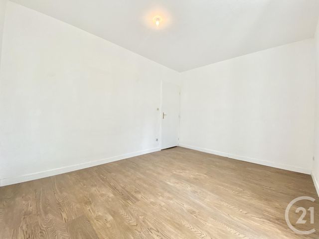 Appartement F3 bis à louer - 4 pièces - 74.79 m2 - LES AVENIERES VEYRINS THUELLIN - 38 - RHONE-ALPES - Century 21 Arlaud Transaction