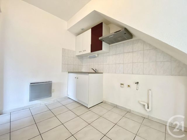 Appartement F3 bis à louer - 4 pièces - 74.79 m2 - LES AVENIERES VEYRINS THUELLIN - 38 - RHONE-ALPES - Century 21 Arlaud Transaction