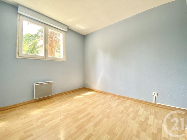 Appartement F3 bis à louer - 4 pièces - 74.79 m2 - LES AVENIERES VEYRINS THUELLIN - 38 - RHONE-ALPES - Century 21 Arlaud Transaction