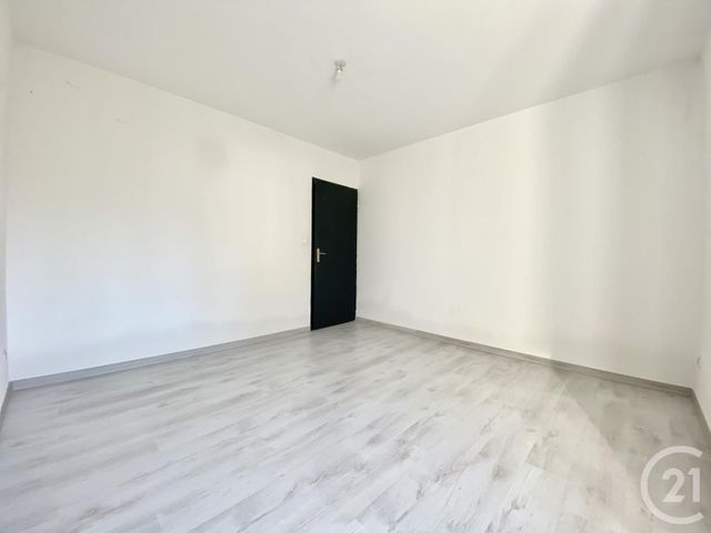 Appartement T3 à louer - 3 pièces - 56.45 m2 - LES AVENIERES VEYRINS THUELLIN - 38 - RHONE-ALPES - Century 21 Arlaud Transaction