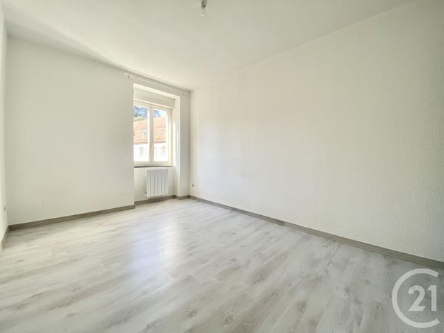 Appartement T3 à louer - 3 pièces - 56.45 m2 - LES AVENIERES VEYRINS THUELLIN - 38 - RHONE-ALPES - Century 21 Arlaud Transaction
