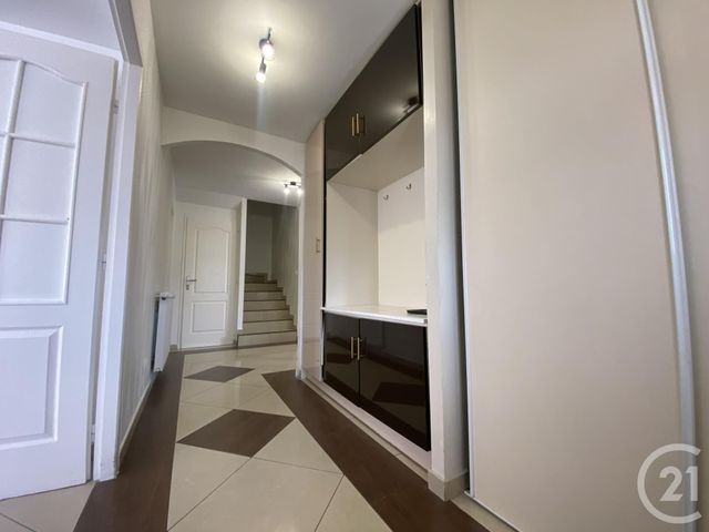 maison à vendre - 6 pièces - 125.2 m2 - ST CLAIR DE LA TOUR - 38 - RHONE-ALPES - Century 21 Arlaud Transaction