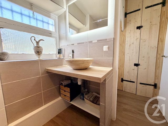 maison à vendre - 8 pièces - 180.1 m2 - ST GENIX SUR GUIERS - 73 - RHONE-ALPES - Century 21 Arlaud Transaction