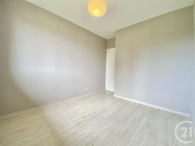 maison à louer - 5 pièces - 100.66 m2 - ST ANDRE LE GAZ - 38 - RHONE-ALPES - Century 21 Arlaud Transaction