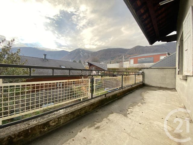 Appartement T3 à louer - 3 pièces - 67.24 m2 - ST PIERRE D ALBIGNY - 73 - RHONE-ALPES - Century 21 Arlaud Transaction
