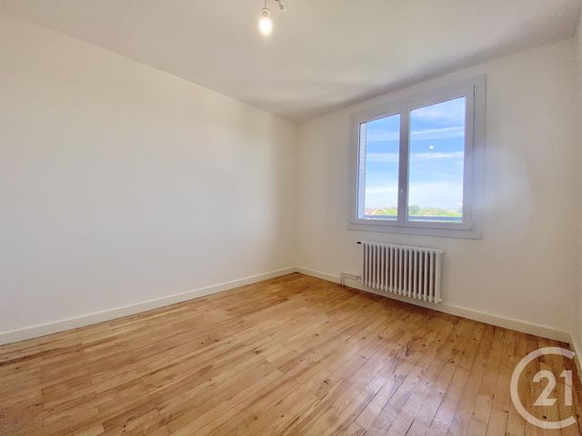 Appartement T4 à louer - 4 pièces - 68.88 m2 - LE PONT DE BEAUVOISIN - 38 - RHONE-ALPES - Century 21 Arlaud Transaction
