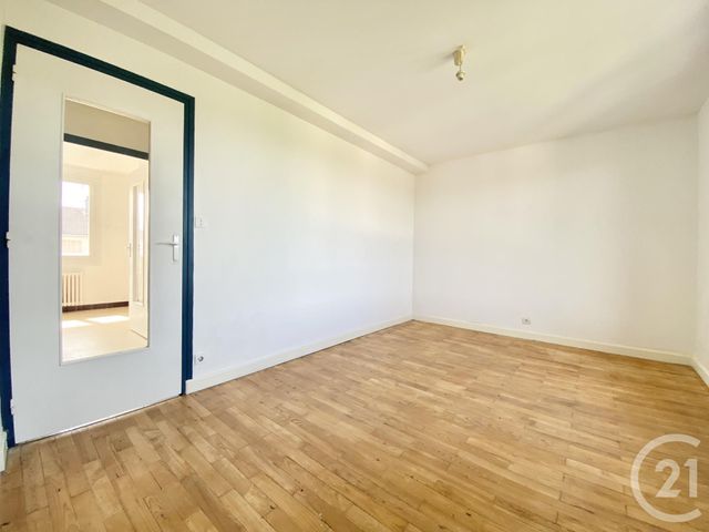 Appartement T4 à louer - 4 pièces - 68.88 m2 - LE PONT DE BEAUVOISIN - 38 - RHONE-ALPES - Century 21 Arlaud Transaction