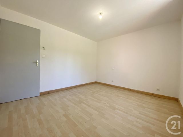 Appartement T4 à louer - 4 pièces - 79.61 m2 - LA BATIE MONTGASCON - 38 - RHONE-ALPES - Century 21 Arlaud Transaction