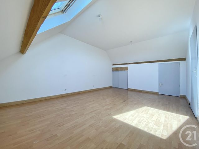 Appartement T4 à louer - 4 pièces - 79.61 m2 - LA BATIE MONTGASCON - 38 - RHONE-ALPES - Century 21 Arlaud Transaction