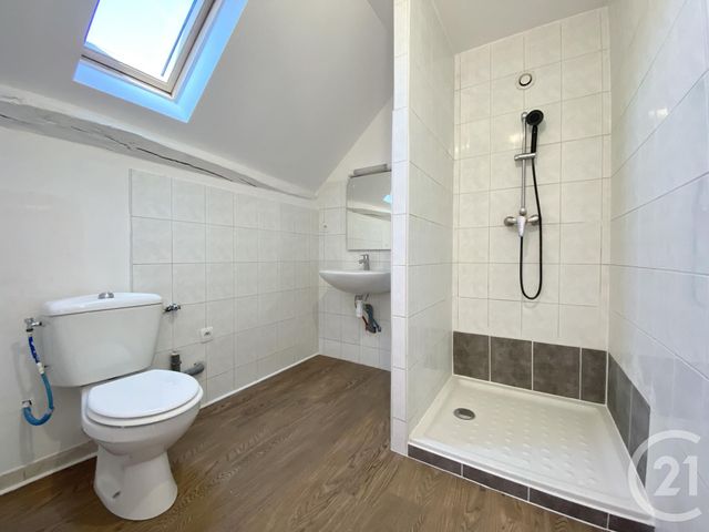 Appartement T4 à louer - 4 pièces - 79.61 m2 - LA BATIE MONTGASCON - 38 - RHONE-ALPES - Century 21 Arlaud Transaction