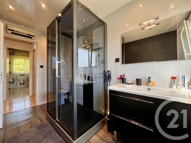 maison à vendre - 5 pièces - 97.09 m2 - LES AVENIERES VEYRINS THUELLIN - 38 - RHONE-ALPES - Century 21 Arlaud Transaction