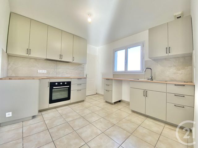 maison à louer - 6 pièces - 106.04 m2 - ST ONDRAS - 38 - RHONE-ALPES - Century 21 Arlaud Transaction