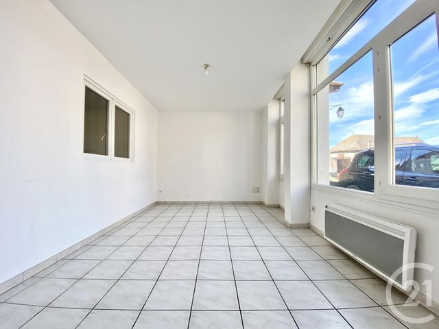Appartement T2 à louer - 2 pièces - 45.7 m2 - CORBELIN - 38 - RHONE-ALPES - Century 21 Arlaud Transaction