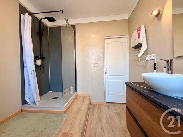 Appartement T4 à vendre - 4 pièces - 106.01 m2 - LE PONT DE BEAUVOISIN - 38 - RHONE-ALPES - Century 21 Arlaud Transaction
