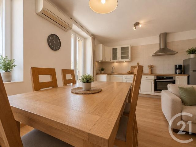 Appartement T4 à vendre - 4 pièces - 106.01 m2 - LE PONT DE BEAUVOISIN - 38 - RHONE-ALPES - Century 21 Arlaud Transaction