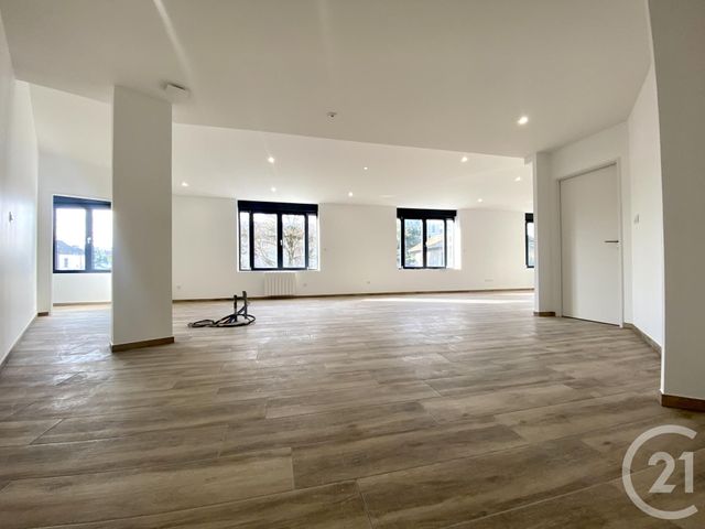 Appartement T4 à vendre - 4 pièces - 110.0 m2 - LA TOUR DU PIN - 38 - RHONE-ALPES - Century 21 Arlaud Transaction