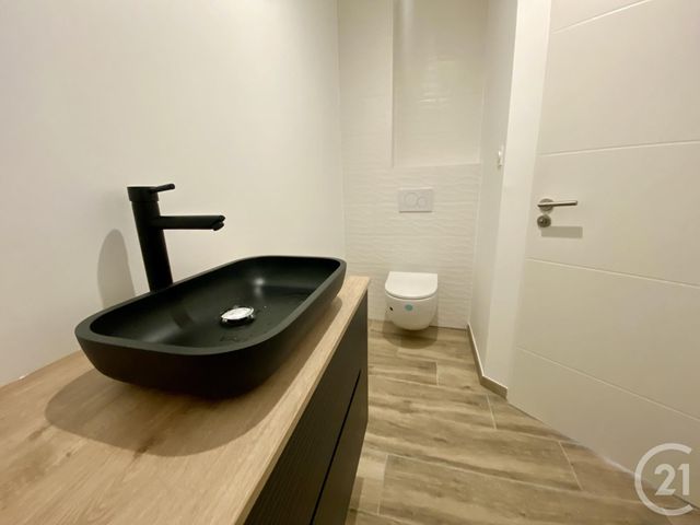 Appartement T4 à vendre - 4 pièces - 110.0 m2 - LA TOUR DU PIN - 38 - RHONE-ALPES - Century 21 Arlaud Transaction