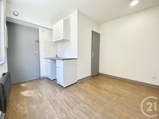 Appartement Studio à louer - 1 pièce - 12.9 m2 - LES ABRETS EN DAUPHINE - 38 - RHONE-ALPES - Century 21 Arlaud Transaction