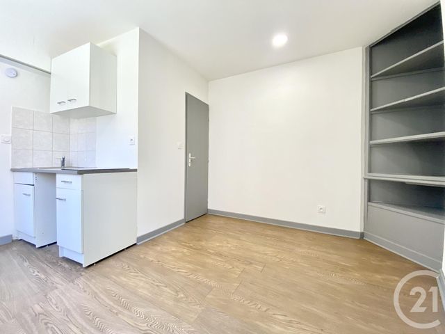 Appartement Studio à louer - 1 pièce - 12.9 m2 - LES ABRETS EN DAUPHINE - 38 - RHONE-ALPES - Century 21 Arlaud Transaction