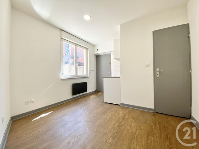 Appartement Studio à louer - 1 pièce - 12.9 m2 - LES ABRETS EN DAUPHINE - 38 - RHONE-ALPES - Century 21 Arlaud Transaction