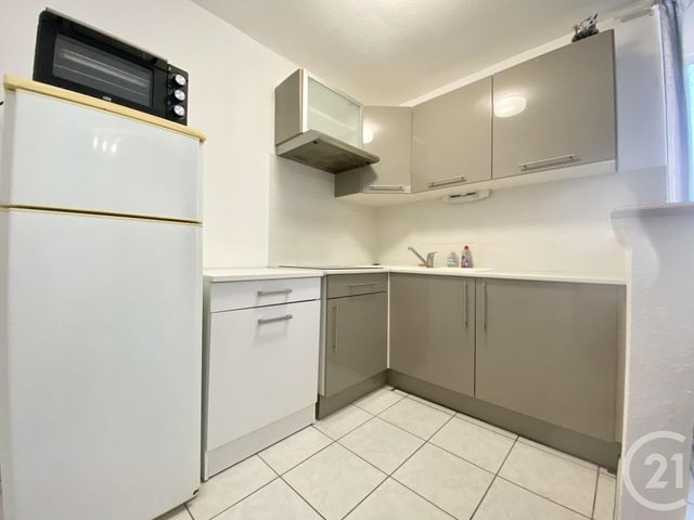 Appartement T2 à louer - 2 pièces - 36.4 m2 - LES ABRETS EN DAUPHINE - 38 - RHONE-ALPES - Century 21 Arlaud Transaction