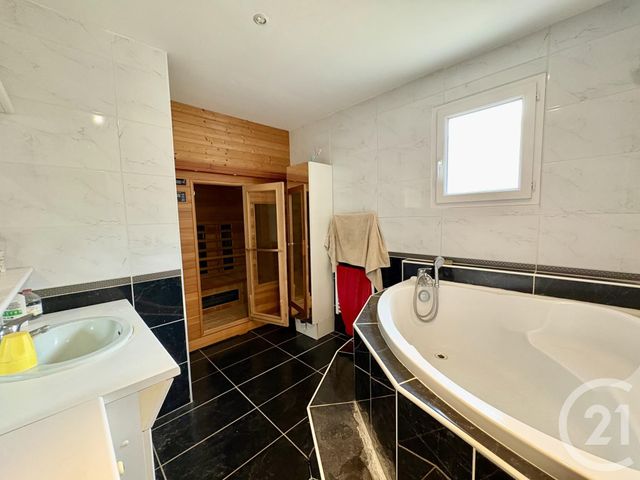 maison à vendre - 5 pièces - 230.26 m2 - ST DIDIER DE LA TOUR - 38 - RHONE-ALPES - Century 21 Arlaud Transaction