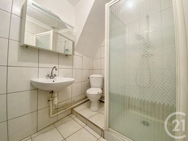 Appartement T2 à louer - 2 pièces - 38.43 m2 - LES ABRETS EN DAUPHINE - 38 - RHONE-ALPES - Century 21 Arlaud Transaction