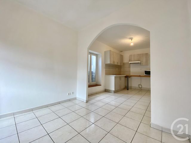 Appartement T2 à louer - 2 pièces - 38.43 m2 - LES ABRETS EN DAUPHINE - 38 - RHONE-ALPES - Century 21 Arlaud Transaction