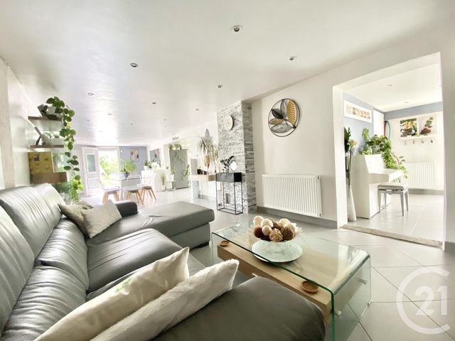 maison à vendre - 9 pièces - 199.36 m2 - LES ABRETS EN DAUPHINE - 38 - RHONE-ALPES - Century 21 Arlaud Transaction