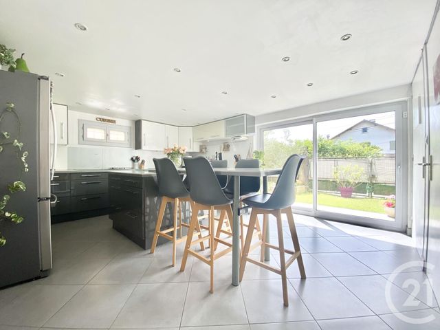 maison à vendre - 9 pièces - 199.36 m2 - LES ABRETS EN DAUPHINE - 38 - RHONE-ALPES - Century 21 Arlaud Transaction