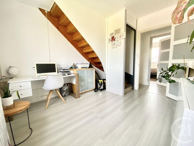 maison à vendre - 9 pièces - 199.36 m2 - LES ABRETS EN DAUPHINE - 38 - RHONE-ALPES - Century 21 Arlaud Transaction